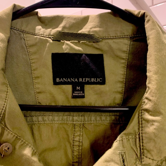 Banana Republic Button Up Shirt - Picture 1 of 2